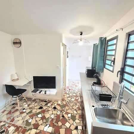 Ti Jacques Beau Studio Hypercentre St Denis سان دوني المظهر الخارجي الصورة
