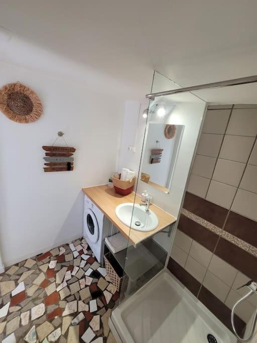 Ti Jacques Beau Studio Hypercentre St Denis سان دوني المظهر الخارجي الصورة