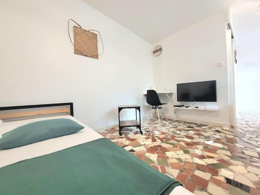 Ti Jacques Beau Studio Hypercentre St Denis سان دوني المظهر الخارجي الصورة